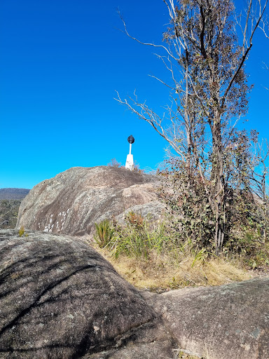 Tommys Rock Lookout - Thumbnail