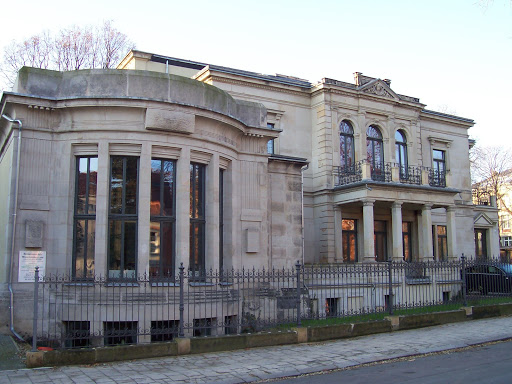 Attorney Dr. Peter NEUMANN, Dresden