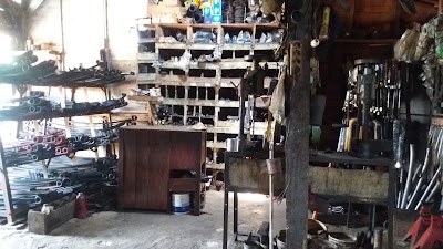 Photos of Bengkel Per Mobil Iwan