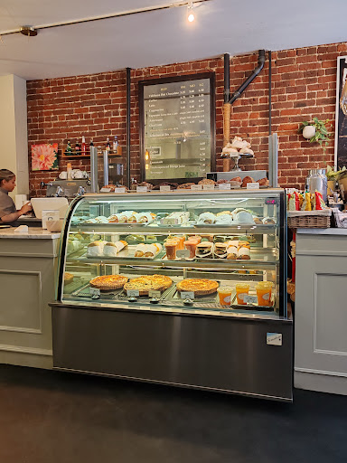 Almondine Bakery - Thumbnail