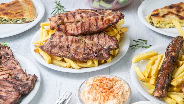 ΒΛΑΧΟΣ, Μπριζόλες - Χωριάτικες πίτες