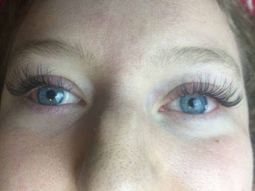 Lashes by Emily - Thumbnail