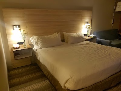 Photos of Holiday Inn Express Milwaukee N-Brown Deer/Mequon
