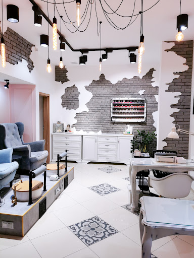 NAIL ART CONCEPT Diana