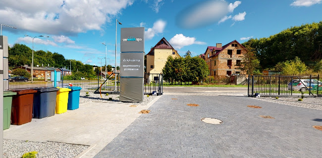 Opinie o Carwash Spa - Myjnia tunelowa _ Bezdotykowa 4 stanowiska _ Myjnia ręczna _ Odkurzacze 21 stanowisk _ Auto detailing w Gdańsk - Myjnia samochodowa