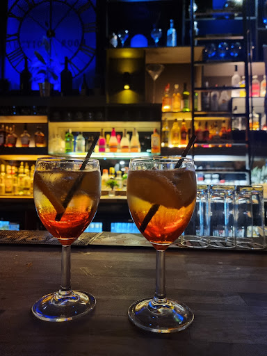 Auction Room Bar - Thumbnail
