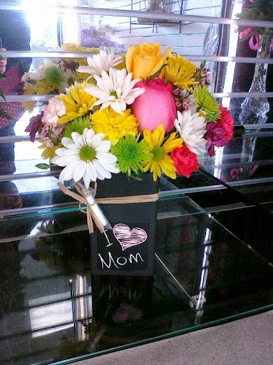 Minot AFB Flower Shop - Thumbnail