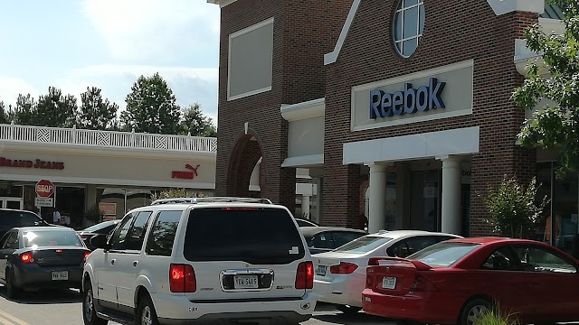 Williamsburg Premium Outlets