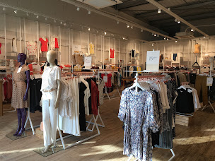 Photo n°21 de Grain de Malice à Arandon-Passins (Magasin de vêtements pour femmes)