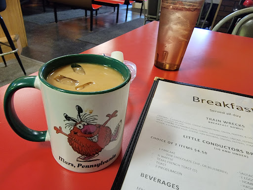 Grand Avenue Grille - Thumbnail