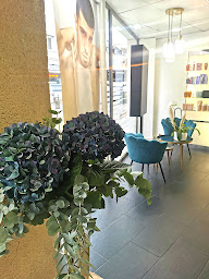 Photo n°4 de Franck Provost - Coiffeur Mantes la Jolie à Mantes-la-Jolie (Magasin de cosmétiques)