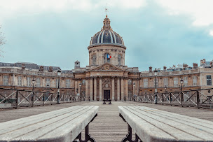 Photo n°2 de MR AGENCY REAL ESTATE à Paris (Expert immobilier)