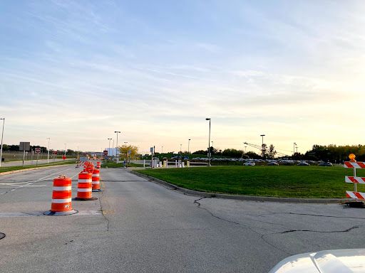 Milwaukee Airport-Trains - Thumbnail