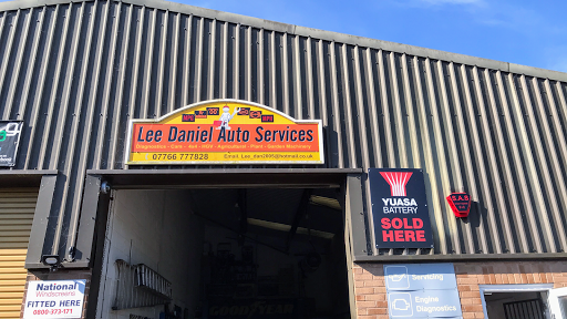 Lee daniel autoservices Garage