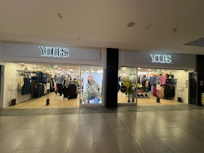 Yours Clothing