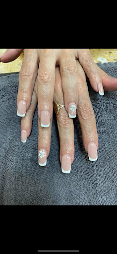 Country Nail & Spa