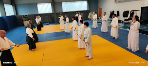 Photo n°17 de Arts martiaux TAKEDABUDO NSR Gymnase Carpentier à Vitrolles (Club d'arts martiaux)