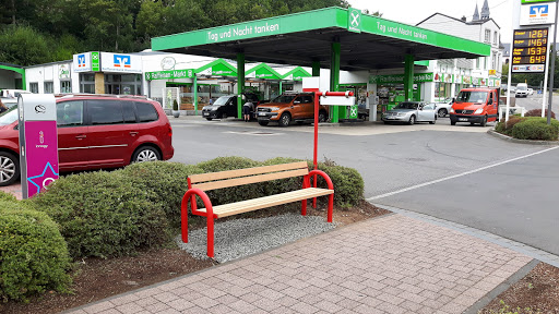 Mitfahrerbank Raiffeisentankstelle