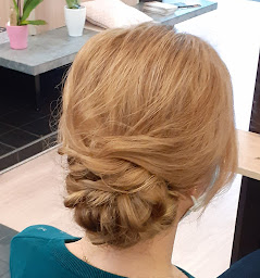 Photo n°16 de Studio V à Brienne-le-Château (Salon de coiffure)