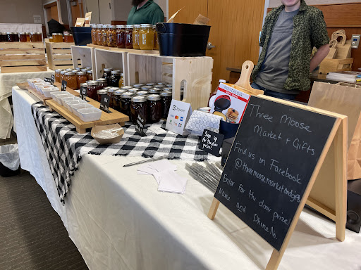 Three Moose Market and Gifts - Thumbnail