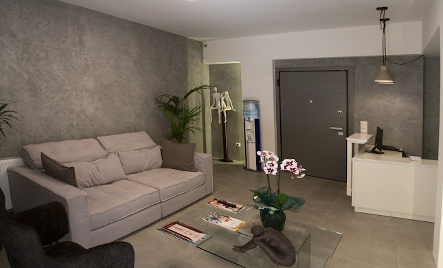 Kalogiros Dental Clinic - Οδοντίατρος