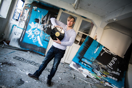 DJ Blue Night - Thumbnail