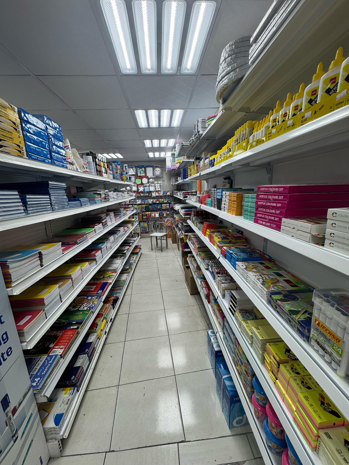 Dar al kutub stationery & printing. - صورة 2