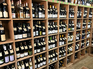 Photo n°19 de CHAI No. 17 VIN Saint Ouen à Saint-Ouen-sur-Seine (Cave à vins)