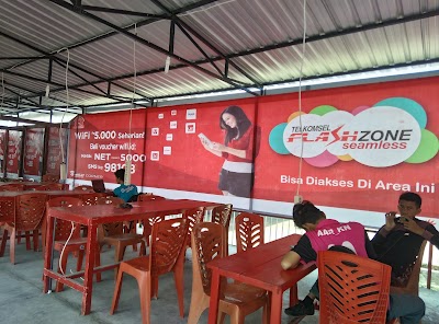 Photos of Plasa Telkom Barru