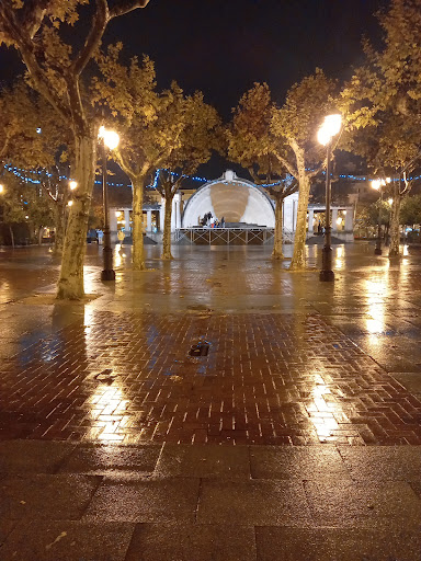 Paseo el Espolón Park - Thumbnail