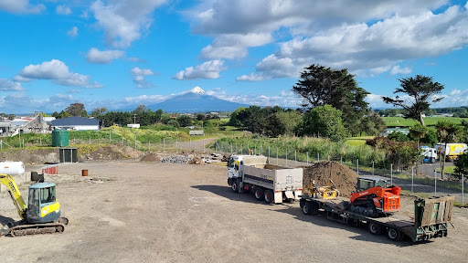 Excavat | Earthworks & Earthmoving Taranaki Logo