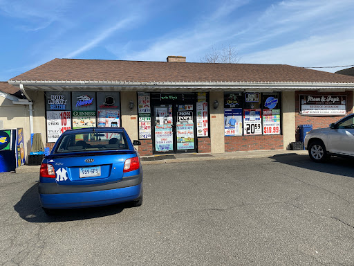 Mom and Pop's Discount Liquors - Thumbnail