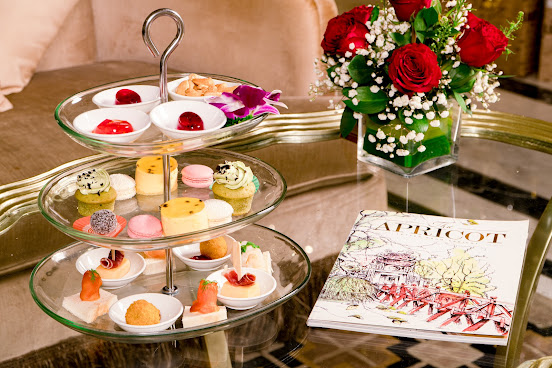 Apricot Hotel by null