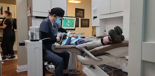 Douglas E Hamilton DDS - Visual