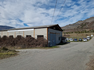 Photo n°1 de Tolerie Piot Sarl à Lardier-et-Valença (Atelier de carrosserie automobile)