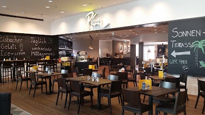 Photos of Piazza Caf&eacute;-Restaurant-Pizzeria