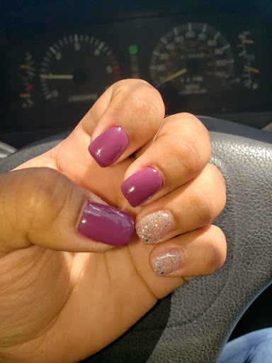 Y Nails - Visual