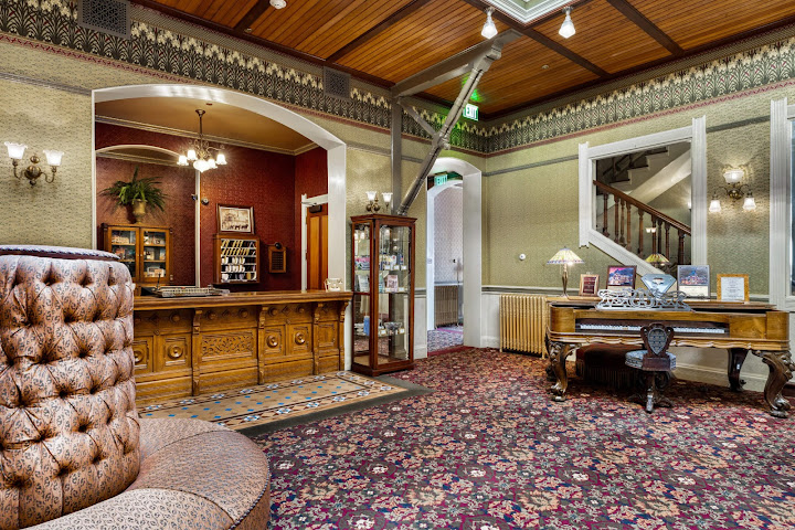 Beaumont Hotel & Spa by null