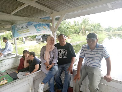 Photos of The Milk Club (Susu Sapi Murni)
