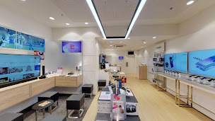 Photo n°13 de Boutique SFR Montivilliers à Montivilliers (Opérateur téléphonique)