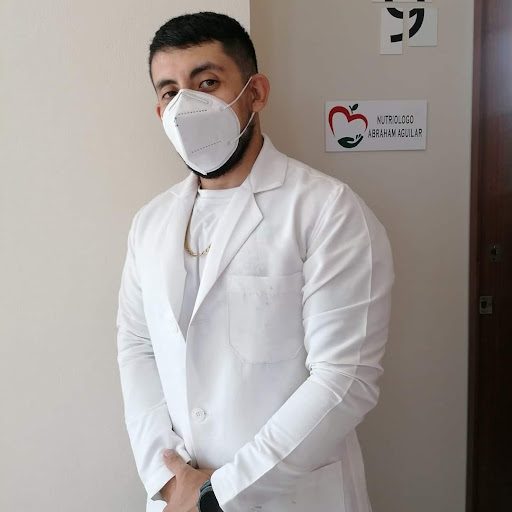 Nutriólogo Abraham Aguilar