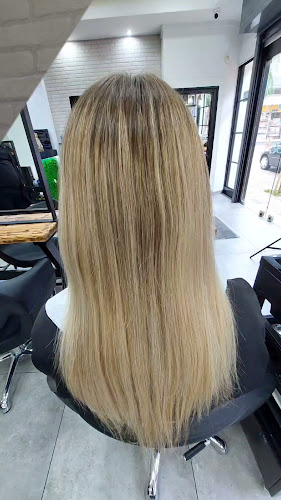 Αξιολογήσεις για το p_g hair stylists beauty experts στην Άνω Λιόσια - Κουρείο