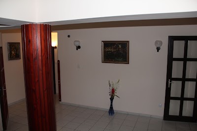 Photos of Hotel Karik&aacute;s