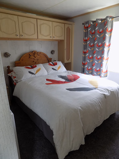 Cottage-waters caravan park - Thumbnail