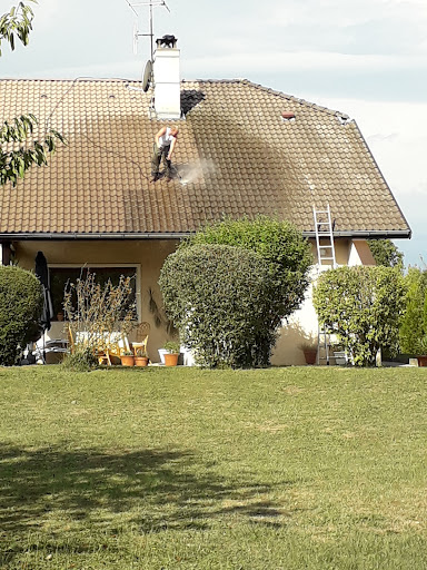 GB Peinture demoussage toiture Nettoyage gouttière - Thumbnail
