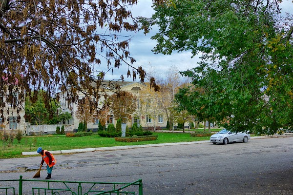 Благодарный население. Город Благодарный Ставропольский край. Город Благодарный парк Ставропольский край. Население благодарного Ставропольского края. Администрация города Благодарный.