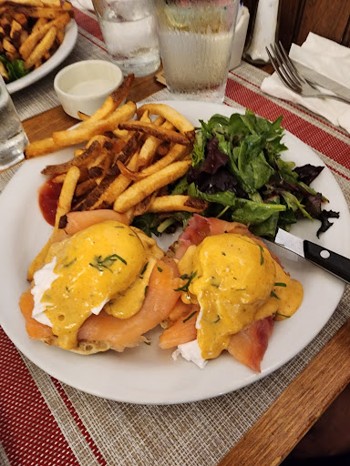 Bistro Eloise - French Restaurant - Thumbnail