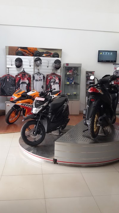 Photos of Mitra Sehati Honda