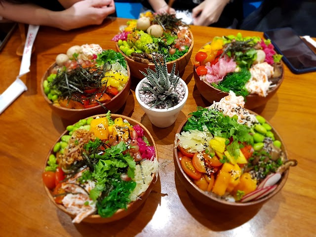 Poke Saigon