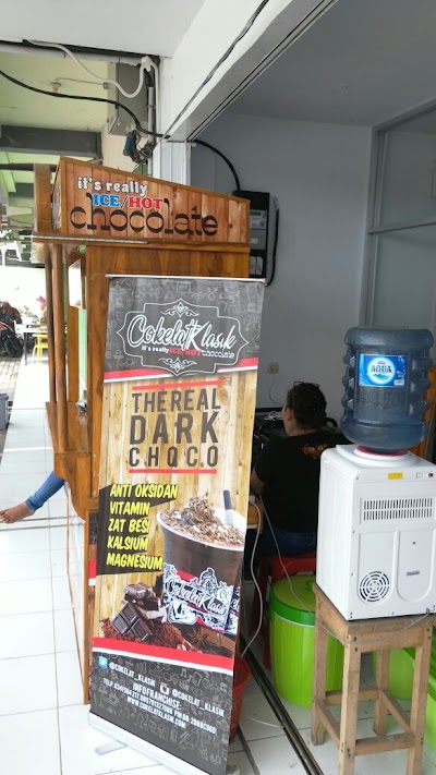 Photos of Cokelat Klasik Adi Sucipto